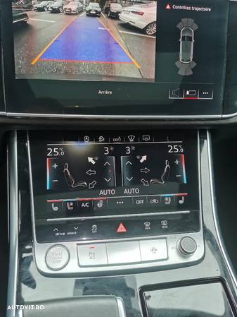 Audi Q8 50 TDI quattro tiptronic - 24