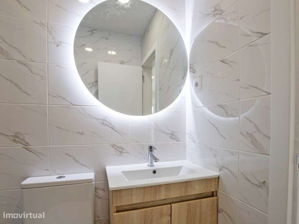 Excelente Apartamento T2 no centro de Santana-16