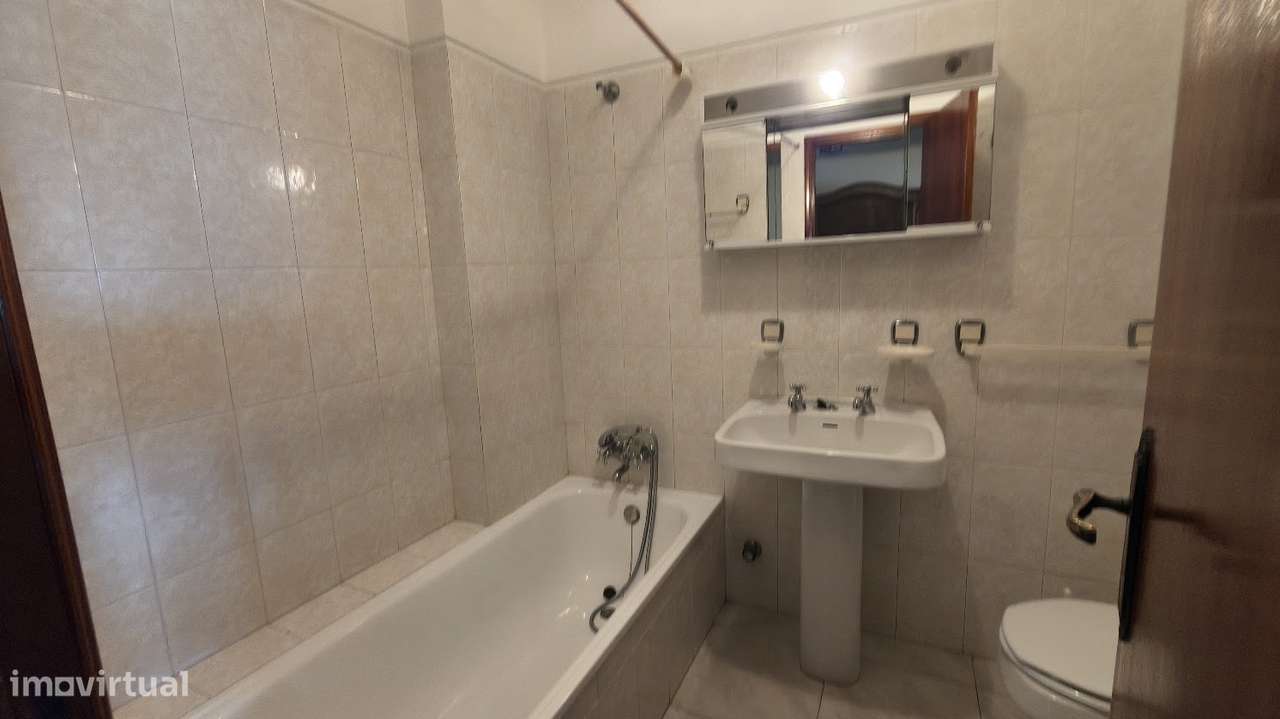 Apartamento T1 - Vistas de Mar - Grande imagem: 5/6