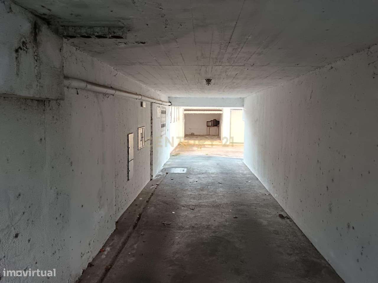 Garagem com 17 m2 na Av, da Carapalha em Castelo Branco - Grande imagem: 4/6