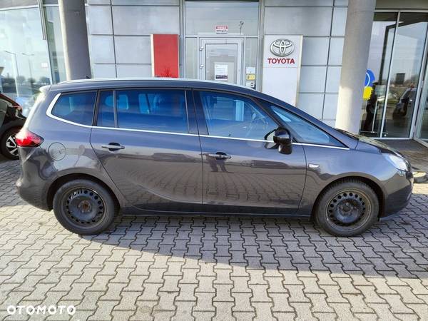 Opel Zafira - 12