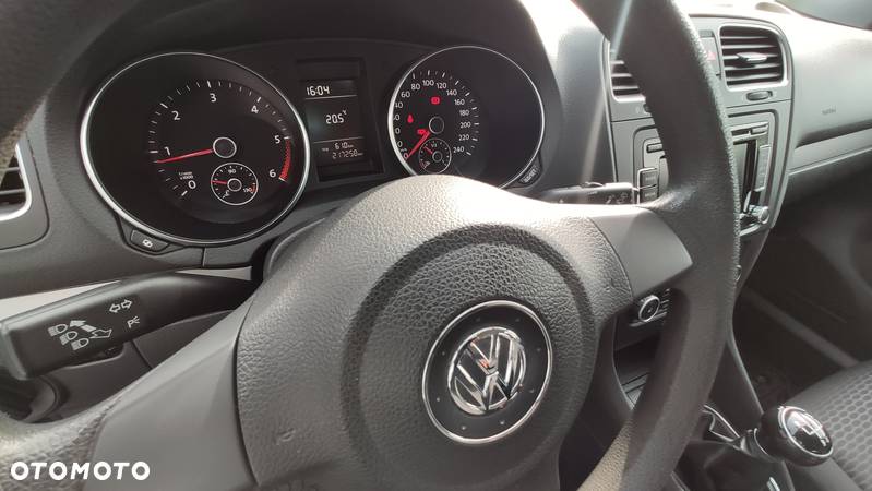 Volkswagen Golf 2.0 TDI DPF Trendline - 16