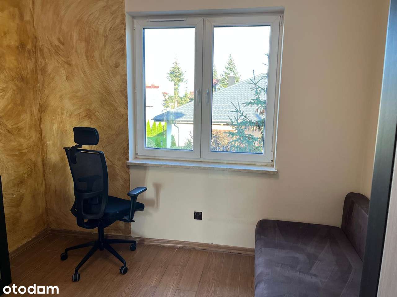 5-pokojowe mieszkanie z ogrodem Wola Mrokowska - Pełny obrazek: 4/9