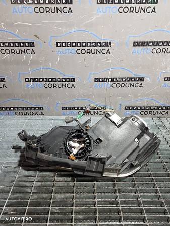 Far Dreapta Mazda CX - 7 2006 - 2012 SUV 4 Usi (704) Xenon - 5