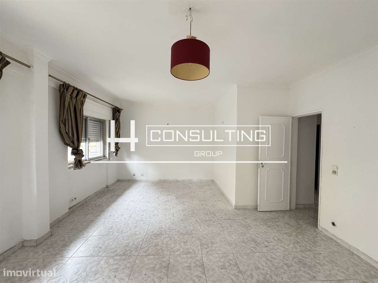 Apartamento T3 Venda em Mina de Água,Amadora-12