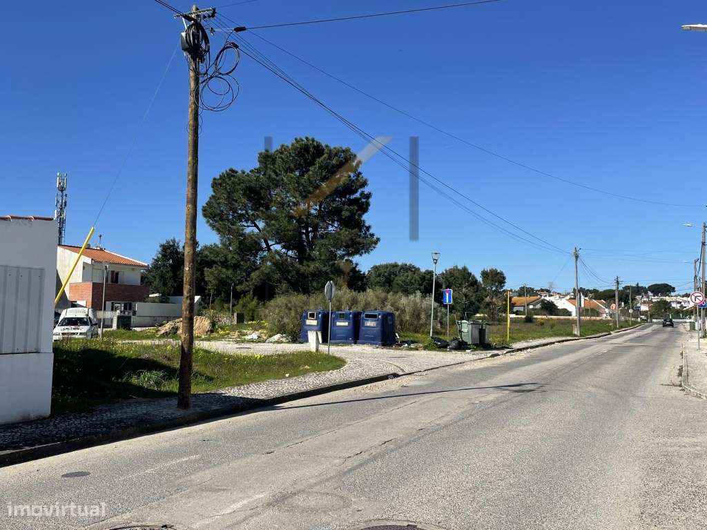 Moradia T3 Geminada, com piscina e garagem , na Quinta do Anjo / Pa... - Grande imagem: 5/9