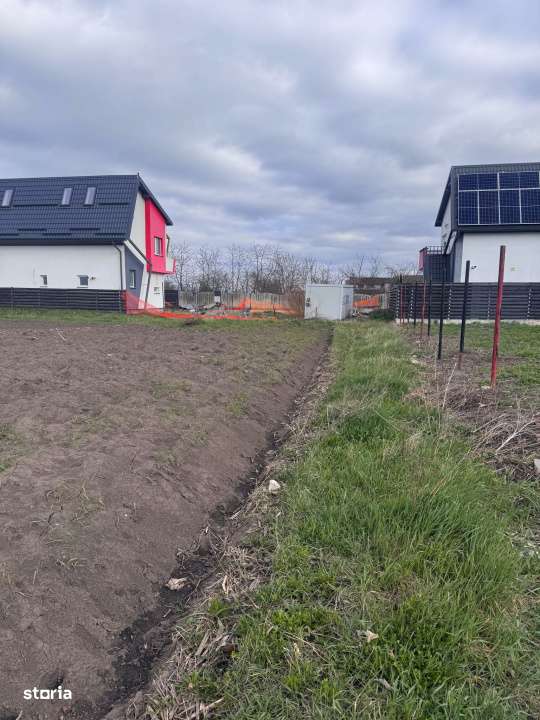 Teren zona superba Brasov 656 mp certificat urbanism, si proiect vila - Imagine principală: 5/10