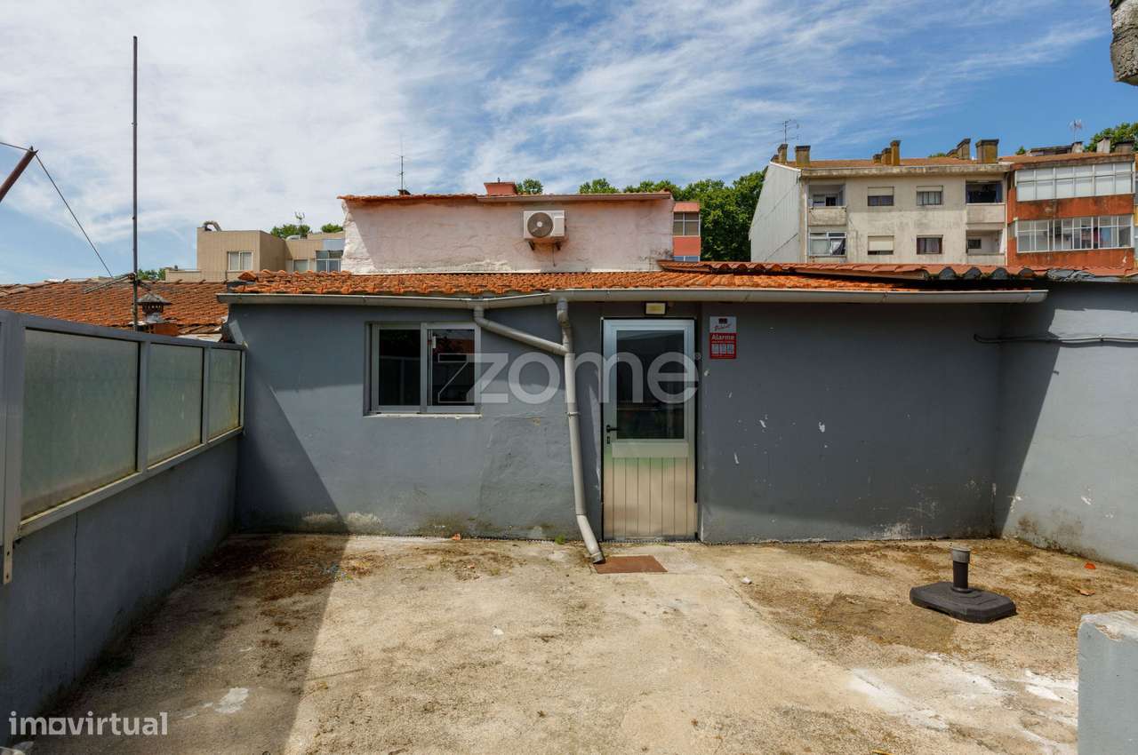 Moradia T2 com Terraço Privativo.-21