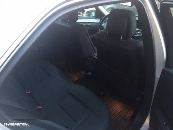 Mercedes-Benz E 250 CDi Avantgarde BlueEfficiency - 13