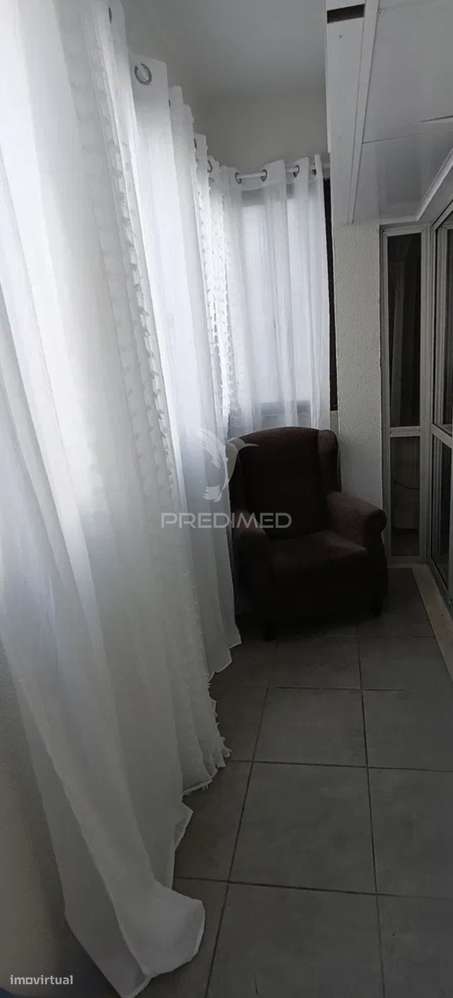 Apartamento T1 com Varanda Fechada junto ao Bonfim – Setúbal-10