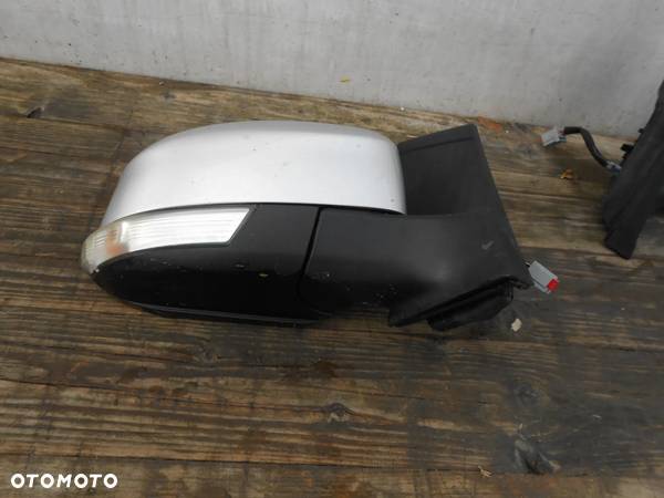 LUSTERKO FORD FOCUS II LIFT PRAWE 6PIN - 3