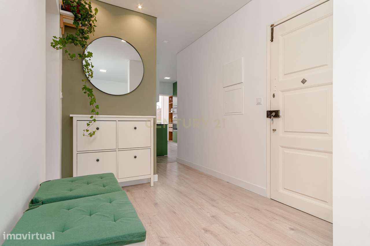 Apartamento T2 Mobilado no Centro de Almada – Excelente Localização-11