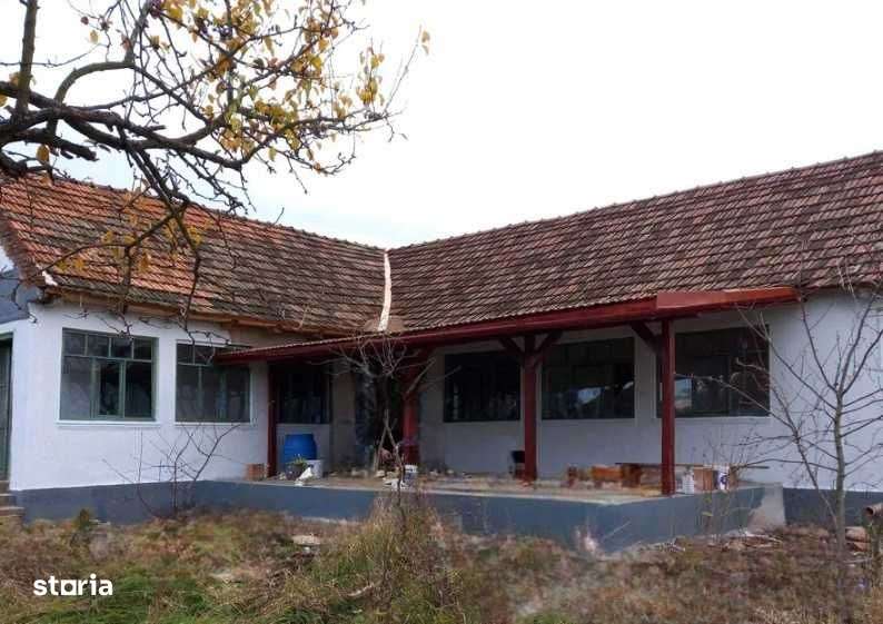 Vand Casa renovata in Taut - Imagine principală: 4/8