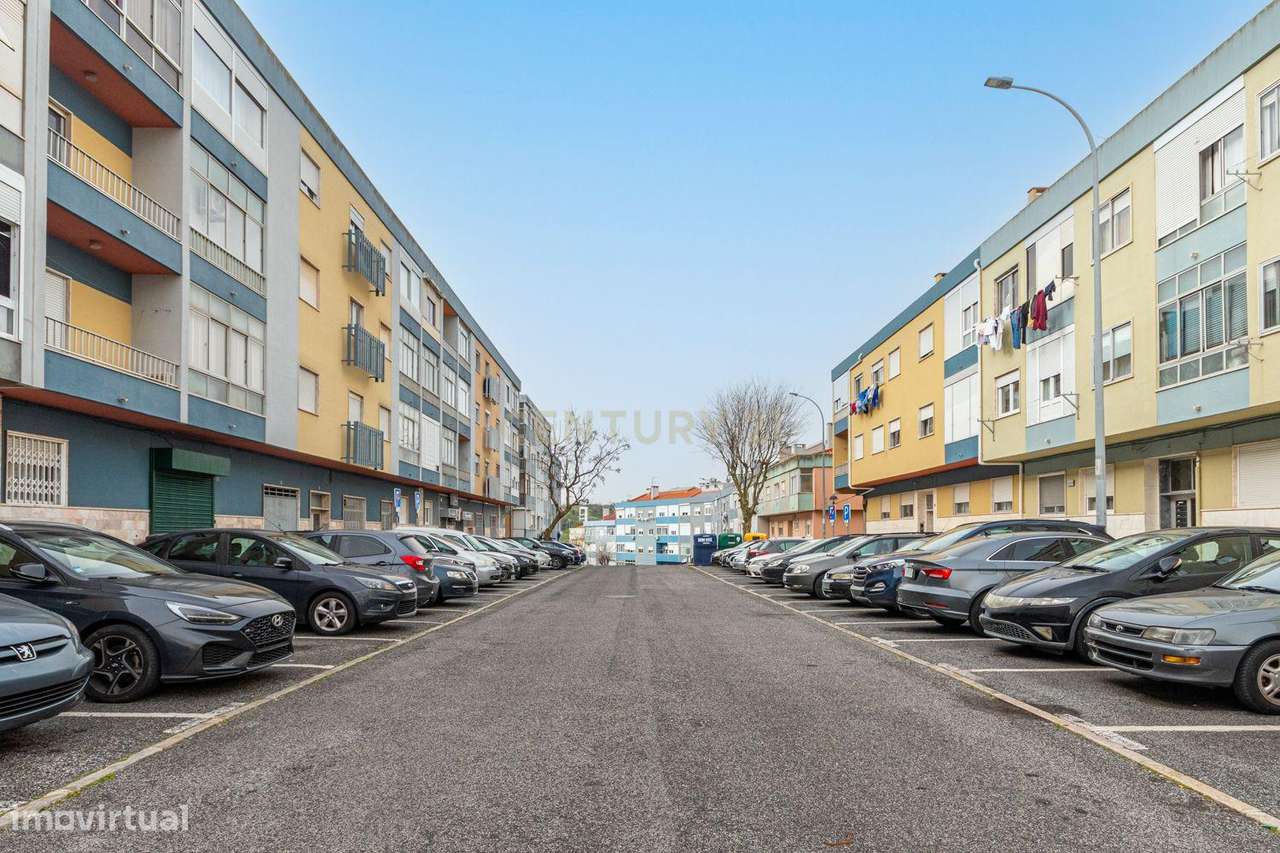 Apartamento T1+1 na Rua Teixeira de Pascoais - Grande imagem: 4/21