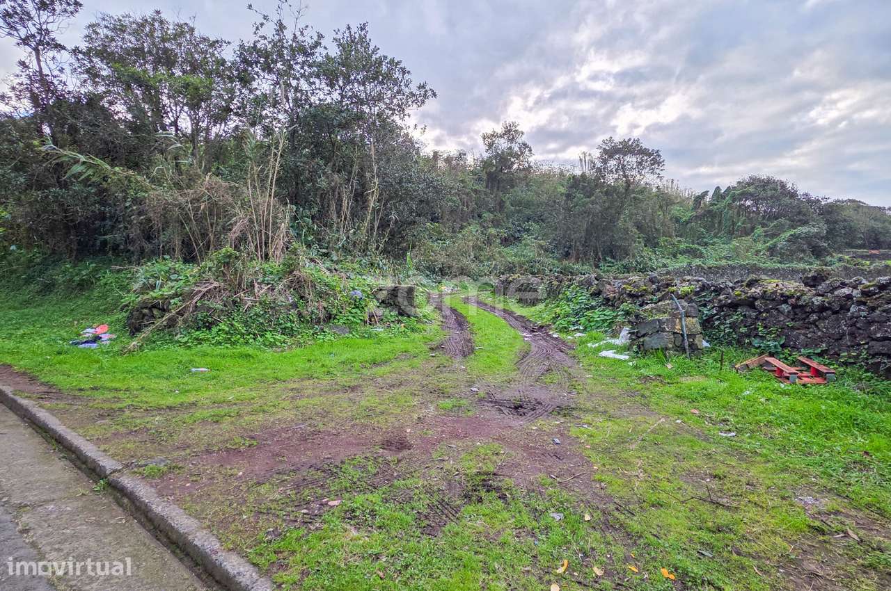 Terreno Rústico com 7.820m², Vista Mar e Bons Acessos em Rabo de Pe... - Grande imagem: 5/18