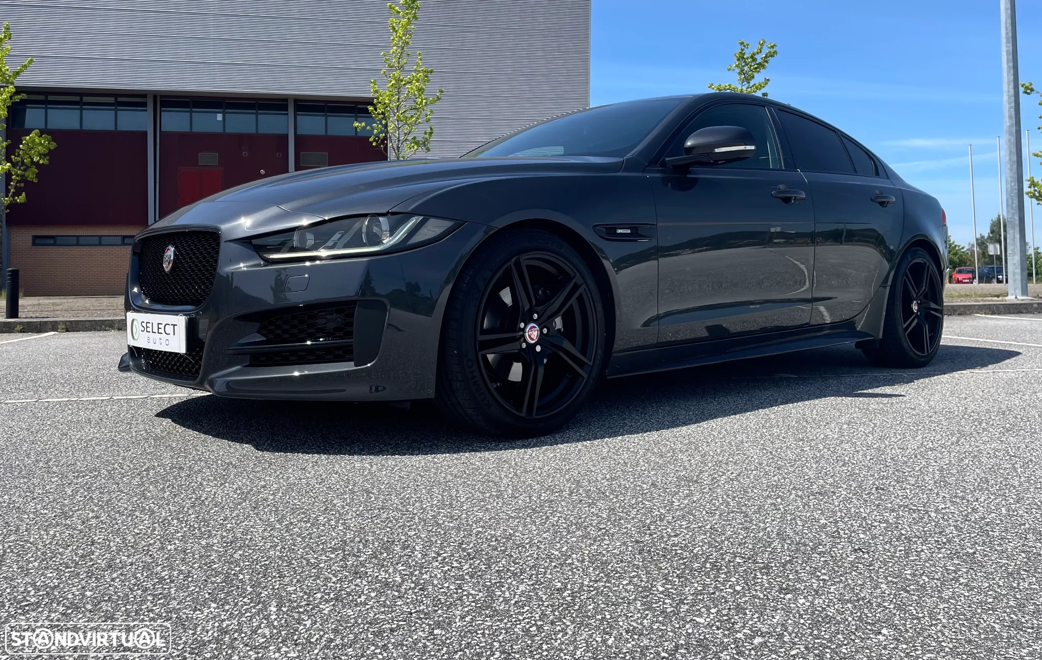 Jaguar XE 2.0 D R-Sport Aut. - 7