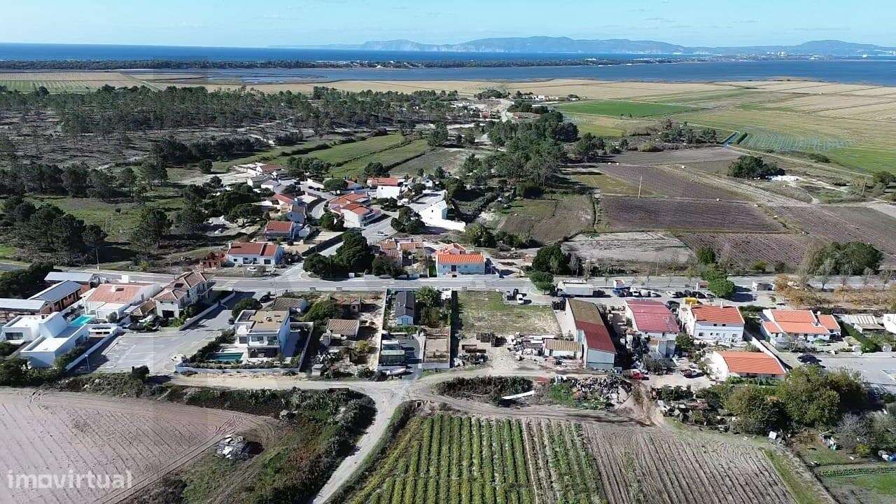 Terreno Urbano - Grande imagem: 2/16