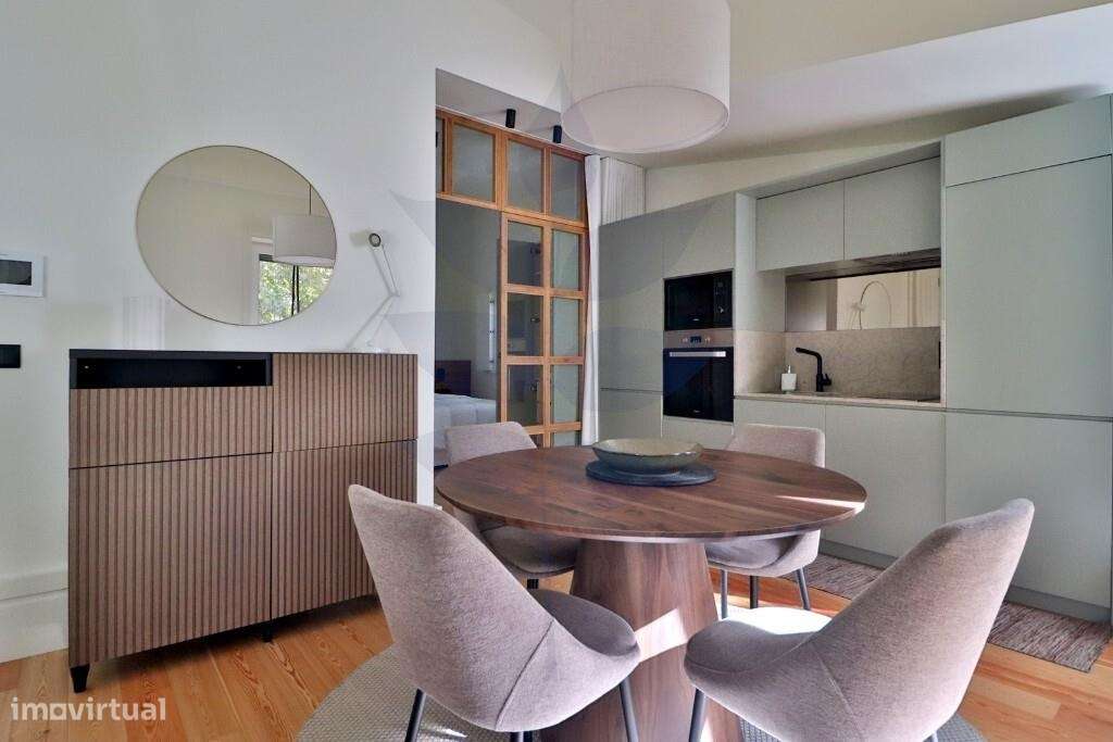 Apartamento T1 Mobilado e Equipado - Grande imagem: 1/25