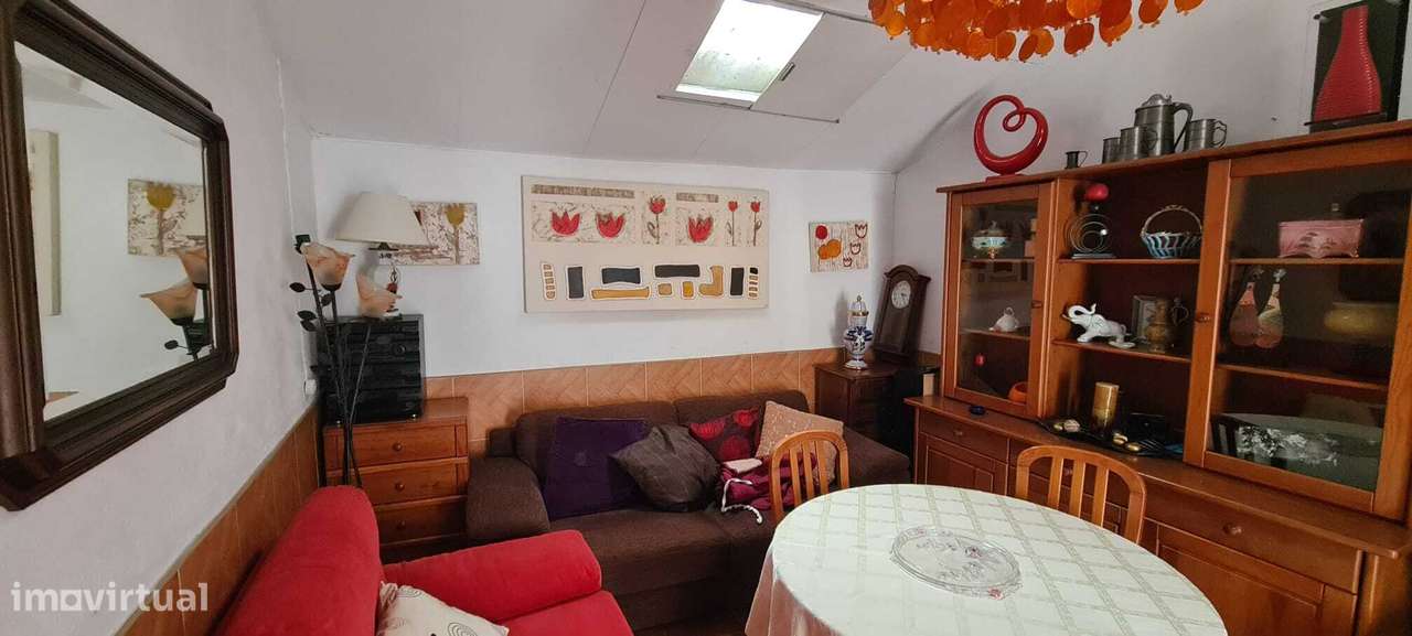 2 Casas tipologia T1 com espaço exterior e boa exposição a 45 minut... - Grande imagem: 4/35