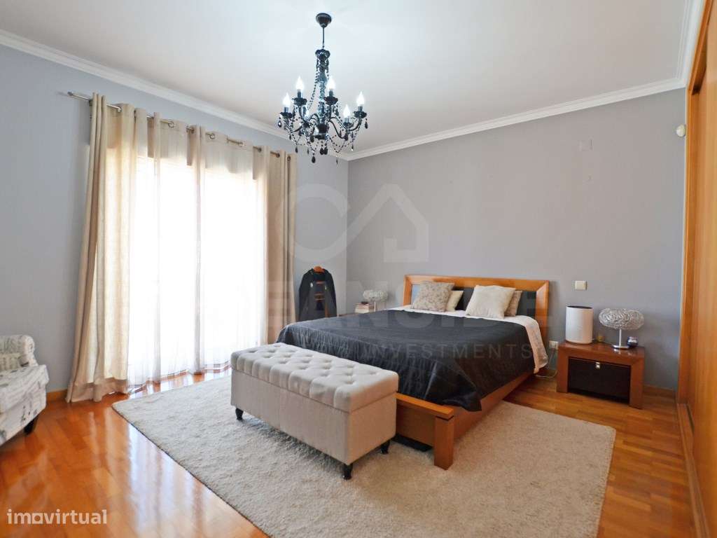 Moradia T4+2 com piscina na Urb. Lombas (São Domingos de Rana)-32