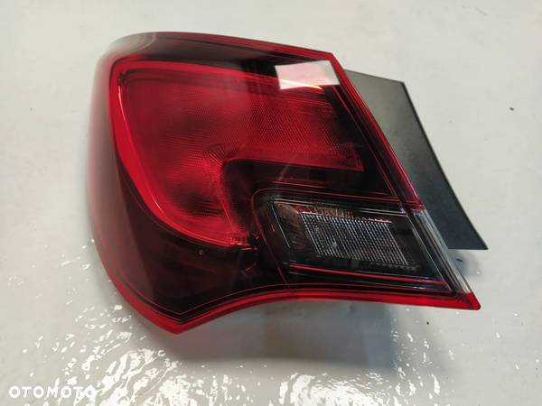 OPEL ASTRA J GTC OPC LAMPA TYŁ TYLNA LEWA BŁOTNIKA - 4