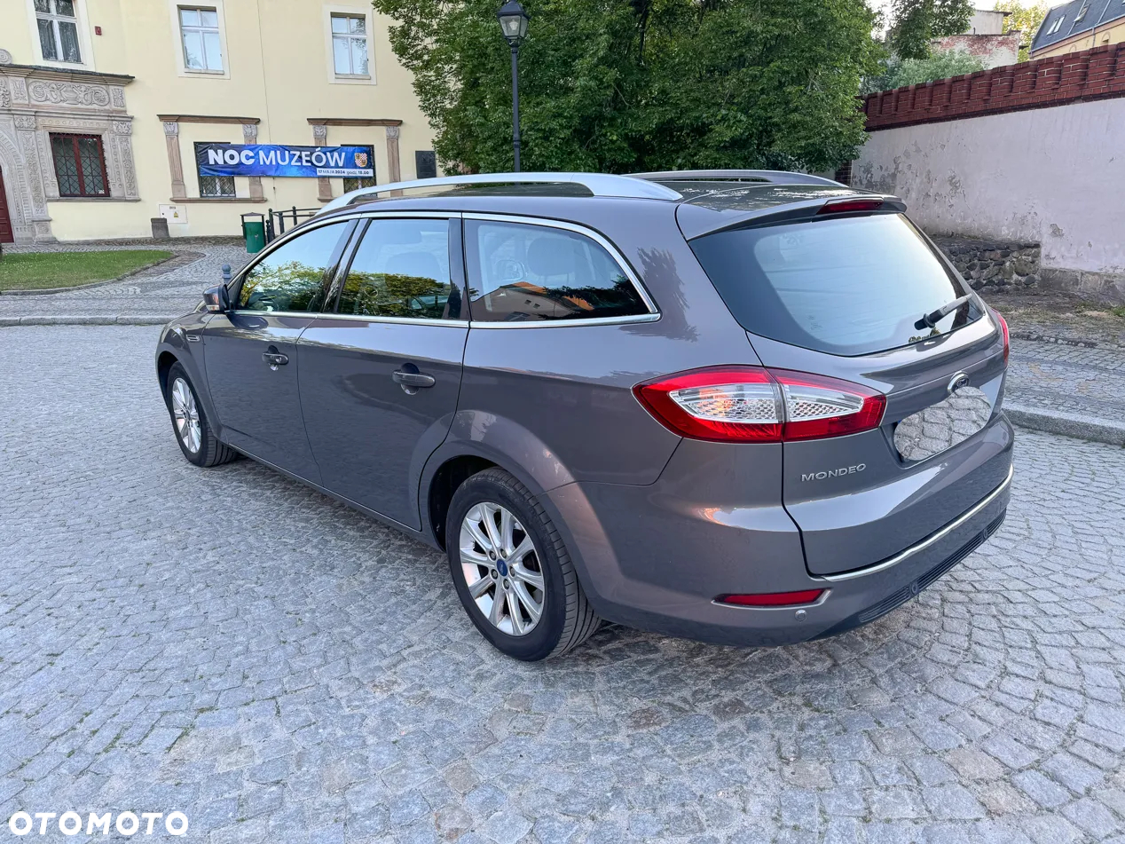 Ford Mondeo 2.0 TDCi Titanium - 12