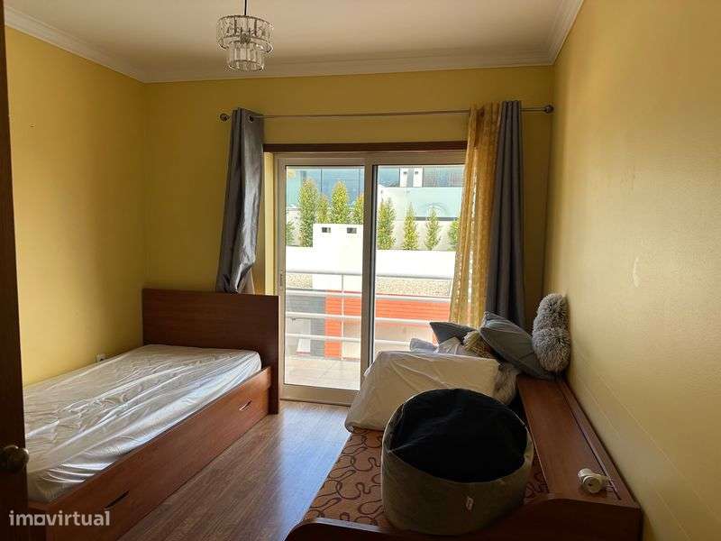 Moradia T4 para Arrendamento de Longa Duração – Lourinhã - Grande imagem: 5/9