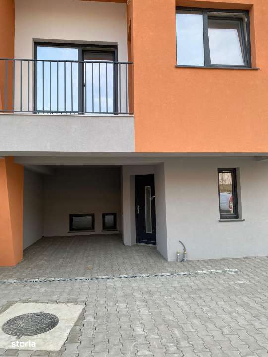 Apartament tip casa, 3 camere pe 2 nivele, gradina privata plus garaj-4