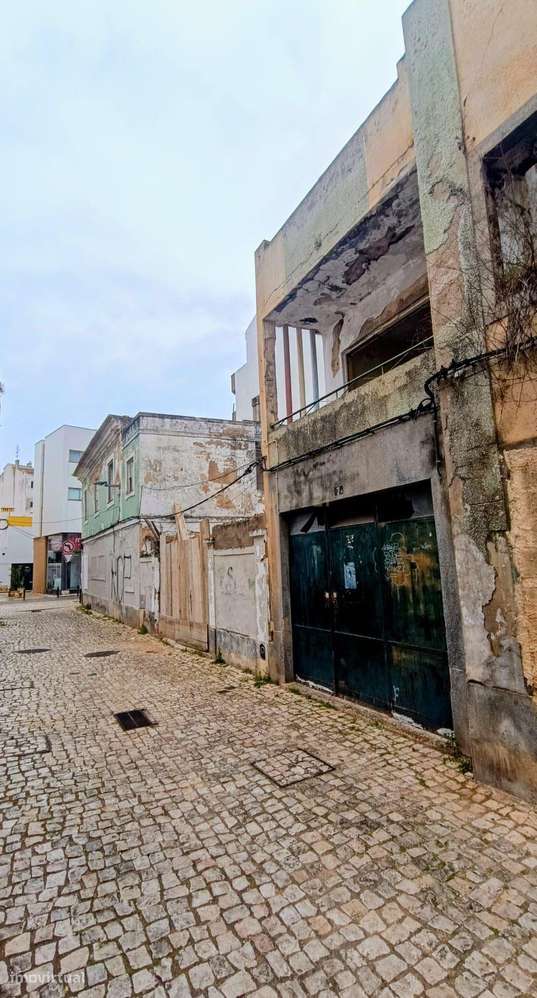 Reabilitação Conjunta de Dois Prédios - Centro de Portimão-3