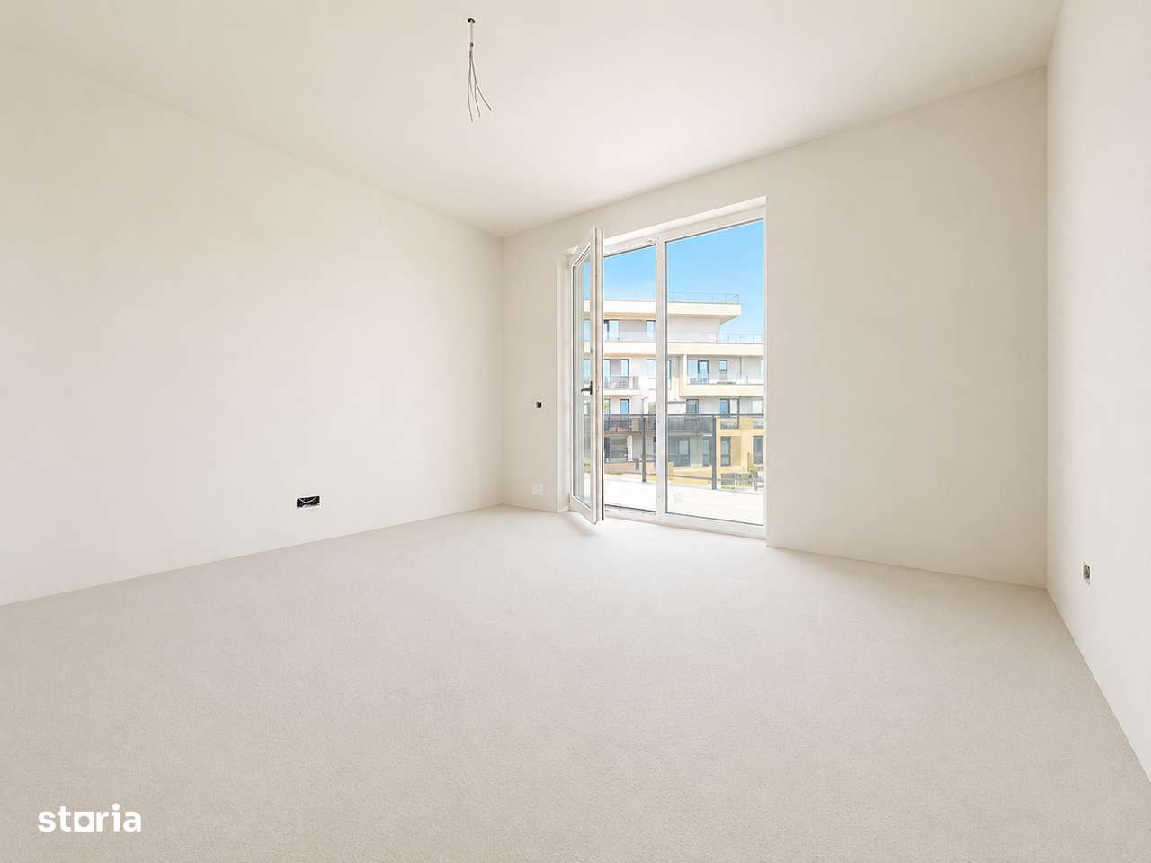 Apartament de 3 camere, 66 mp, 2 bai, zona Vivo-3