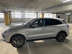 Porsche Cayenne Tiptronic S - 2