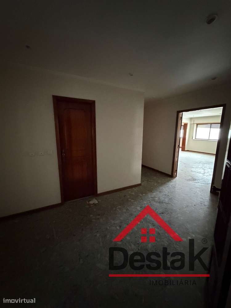 Apartamento T4 Venda em Massamá e Monte Abraão,Sintra-16