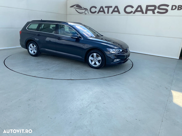 Volkswagen Passat Variant 2.0 TDI DSG (BlueMotion Technology) Comfortline - 20