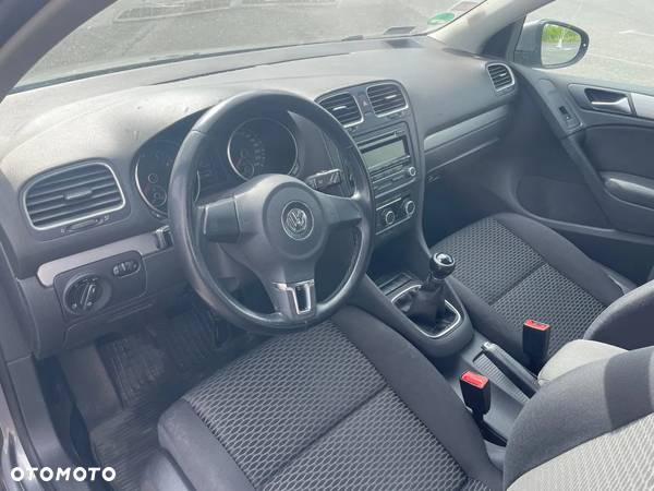 Volkswagen Golf VI 1.6 Comfortline - 13