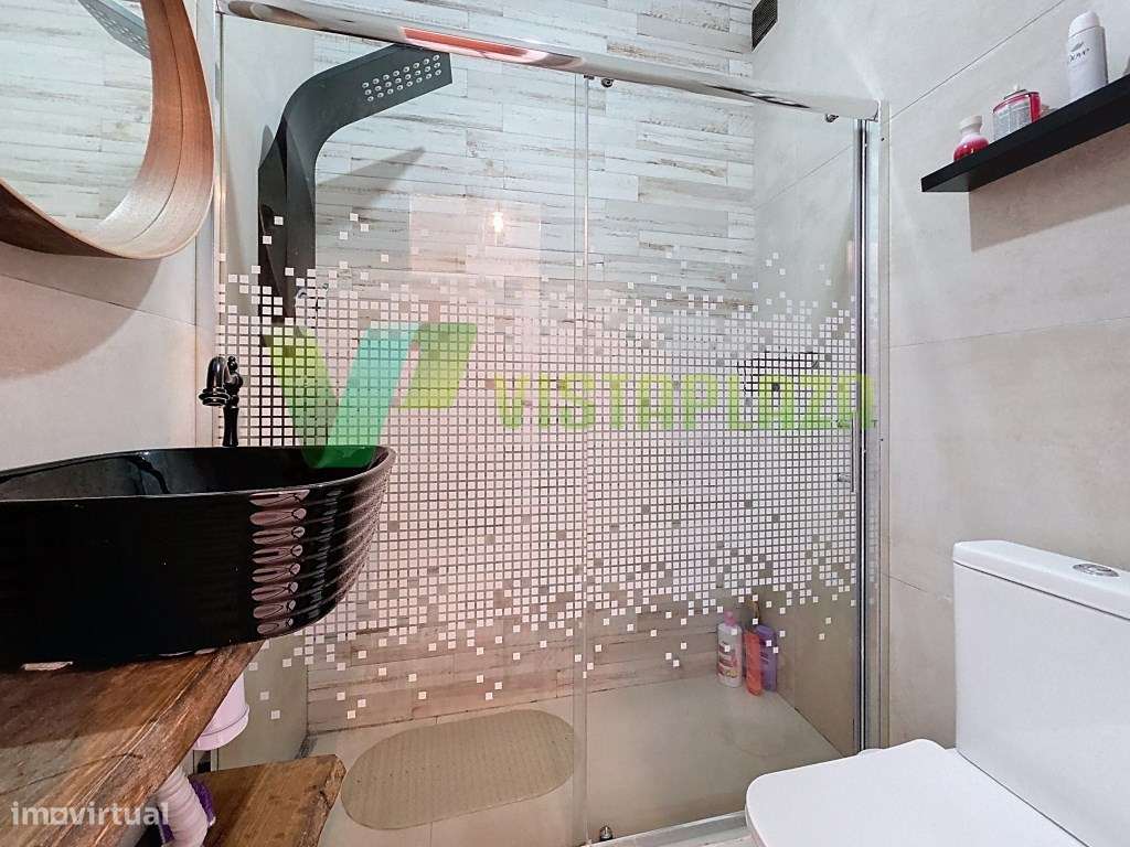 Apartamento Duplex T3 Remodelado no Centro de Portimão-7