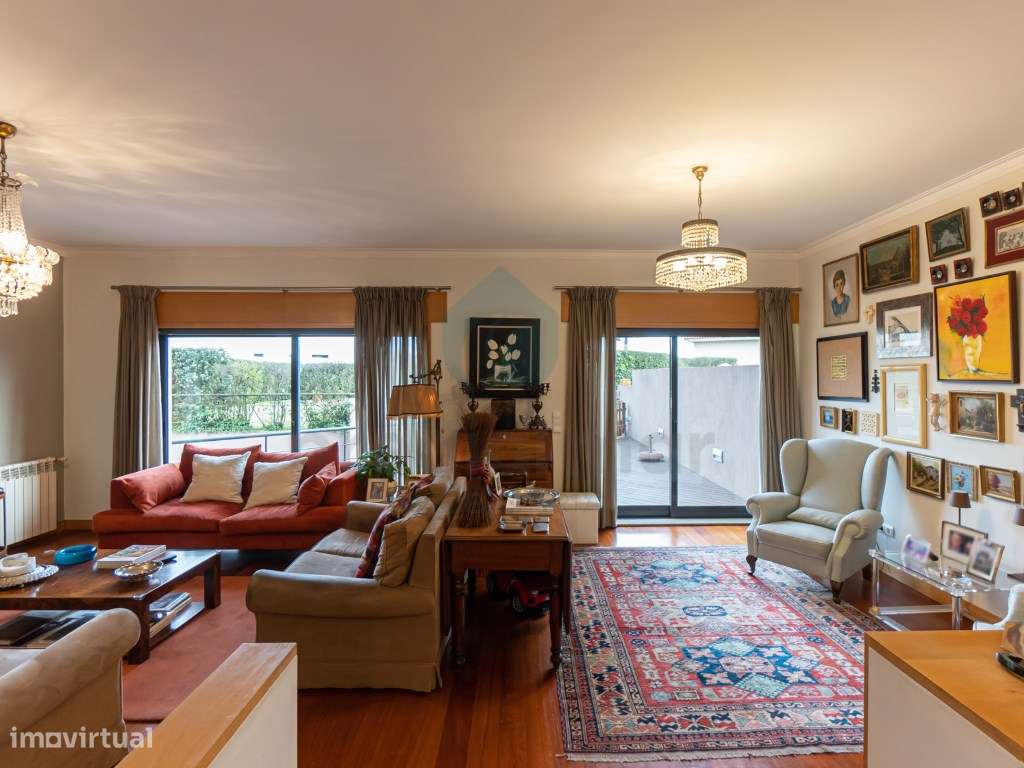 Moradia T5 em Vilarinha-14