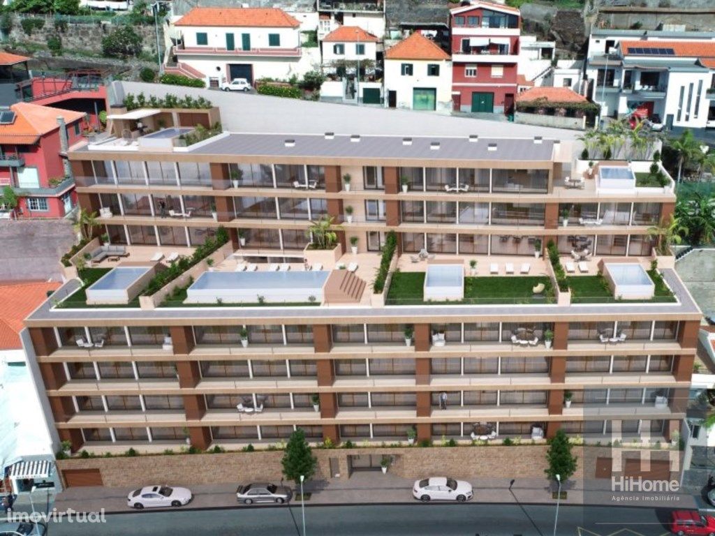 Apartamento T2 no Edifício Elite Bay em Câmara de Lobos