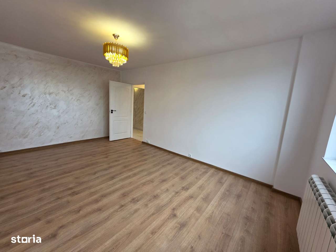 Apartament cu 3 camere, decomandat, renovat 2025, 2 băi-0