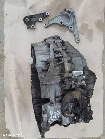 SKRZYNIA VOLVO S40 V50 C30 C70 2.5 T5 220 P9482352 - 1