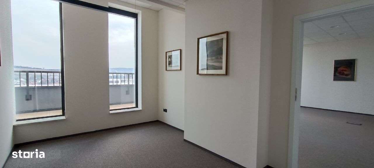 Spatiu birouri NOU, 146 mp, lift, parcare - Imagine principală: 5/11