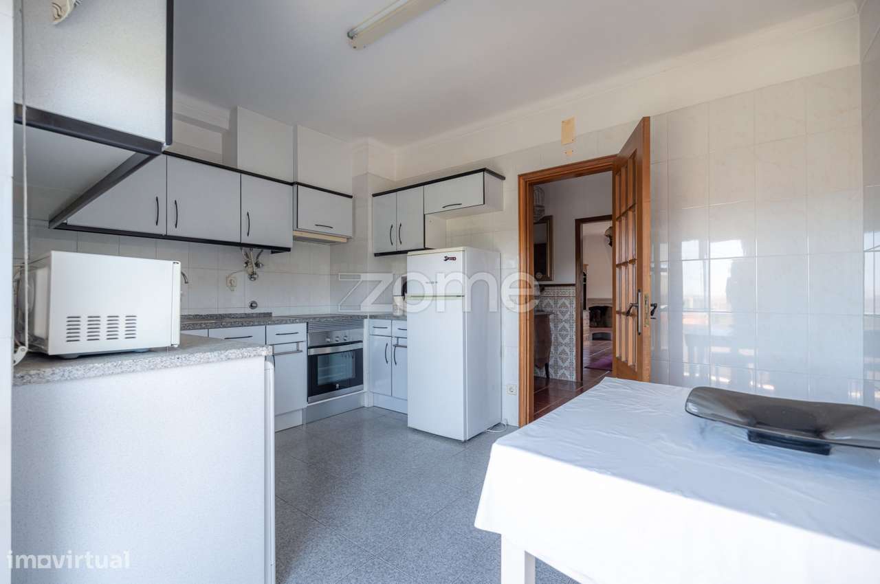 Apartamento T2 Duplex em Santo António dos Olivais, Coimbra-10