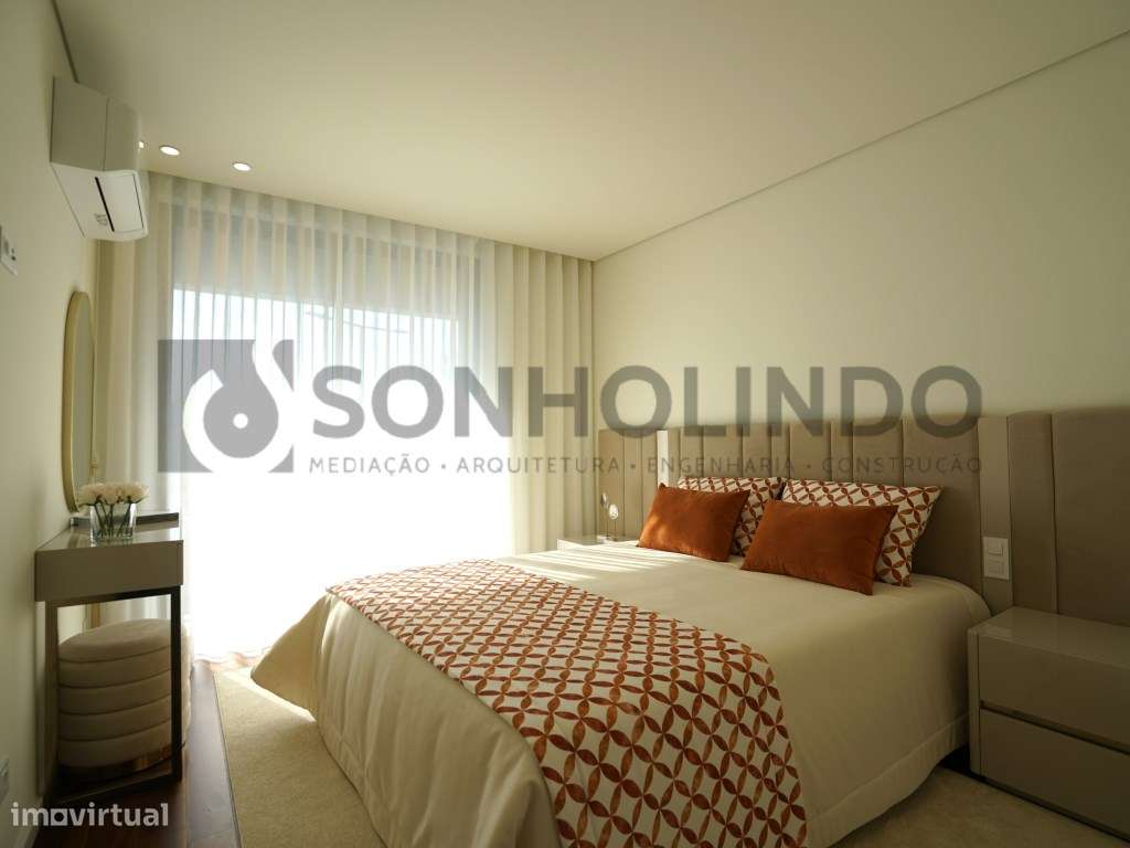 Apartamento T2 novo com varanda, exposição solar a poente, garagem ...-10
