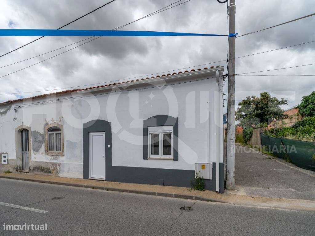 Moradia T2 em Taveiro-5