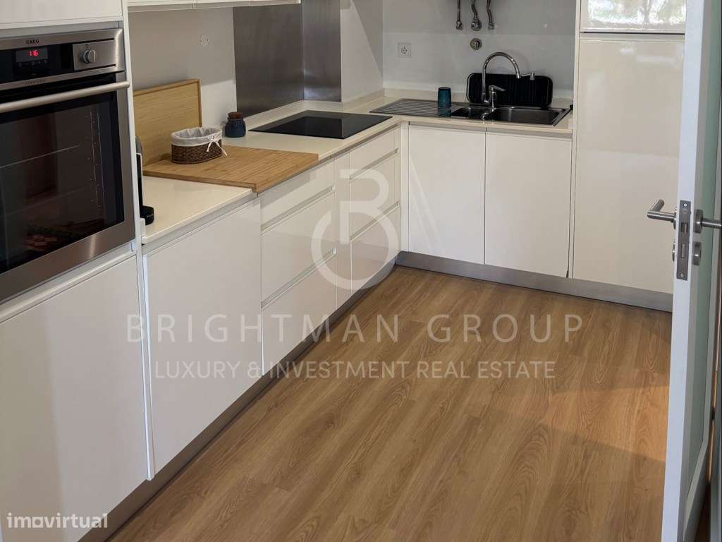 Apartamento T1 com vista mar, no Bairro do Rosário, Cascais-20