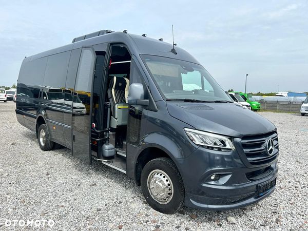 Mercedes-Benz Sprinter 519 - 1