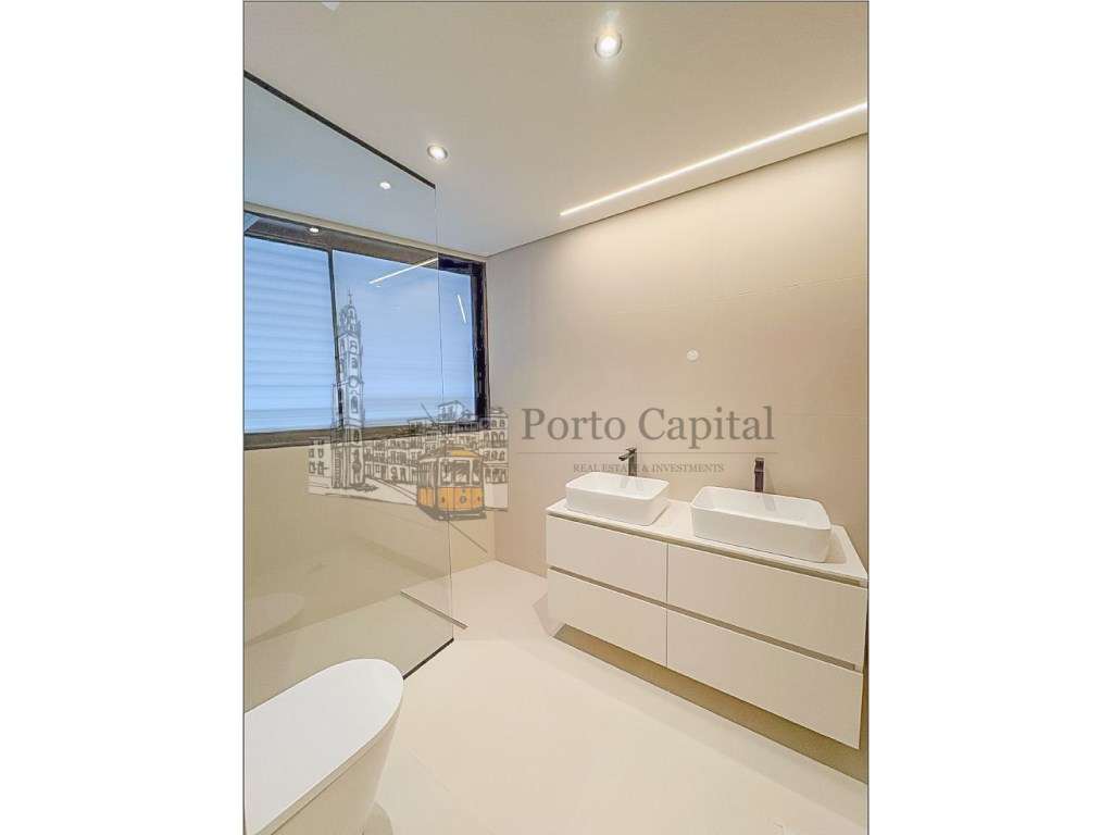 EXCELENTE APARTAMENTO T1, COM COZINHA EQUIPADA, VARANDA (28,77 M2),...-10