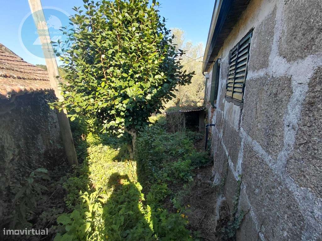 Casa Rústica em Pedra com Terreno para Restauro - Cambeses, Cabecei...-31
