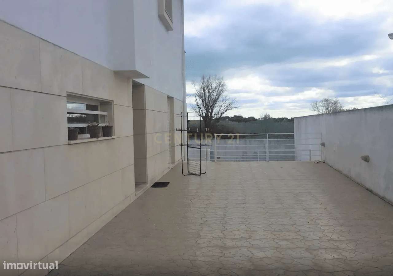 EXCELENTE MORADIA No CABEÇO do ARRAIAL, ÉVORA, com Cave (garagem Grand-22