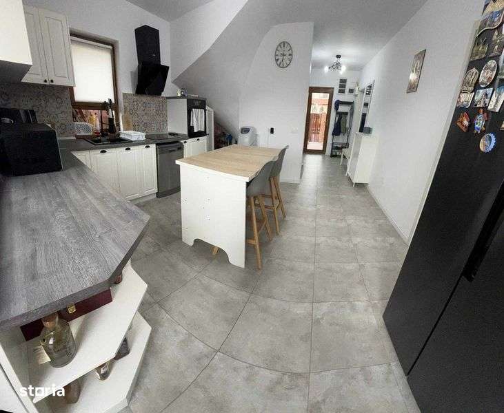 Vand Casa cu 4 camere in Cristian, Brasov- direct proprietar! - Imagine principală: 4/8