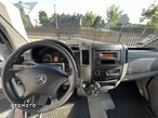 Mercedes-Benz Sprinter - 12